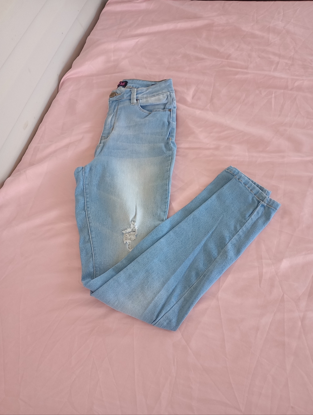 YMI Distressed Skinny Jeans size 7